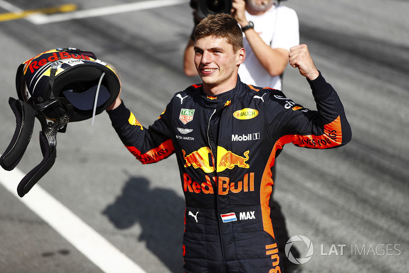 Podio: il vincitore della gara Max Verstappen, Red Bull Racing