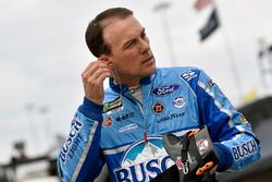 Kevin Harvick, Stewart-Haas Racing, Ford Fusion Busch Light