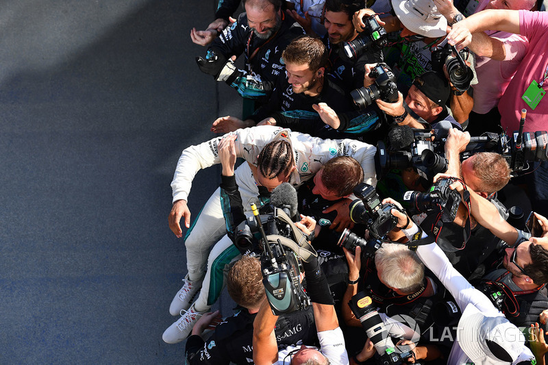 Льюіс Хемілтон, Mercedes-AMG F1
