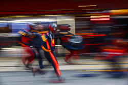 Пит-стоп: Макс Ферстаппен, Red Bull Racing RB14