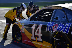 Clint Bowyer, Stewart-Haas Racing, Rush Truck Centers/Mobil 1 Ford