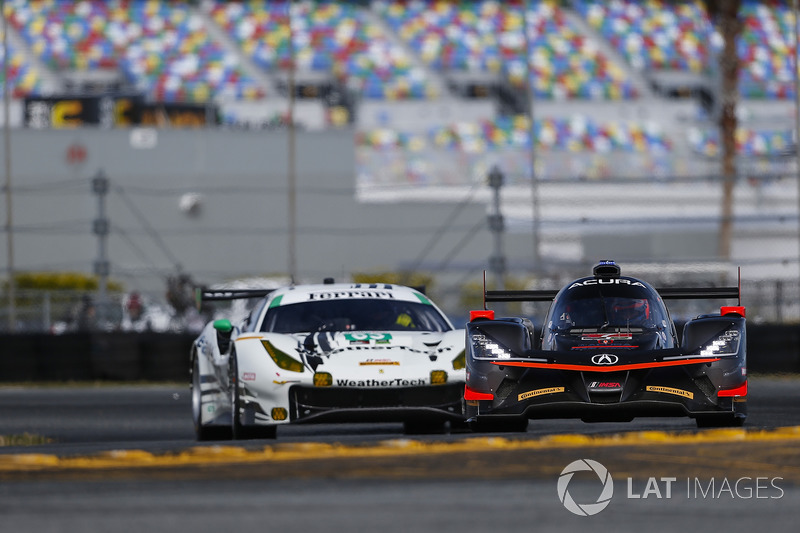 #7 Acura Team Penske Acura DPi, P: Helio Castroneves, Ricky Taylor, Graham Rahal
