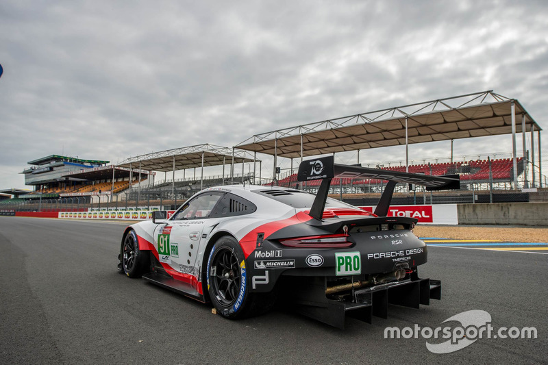 #91 Porsche GT Team Porsche 911 RSR