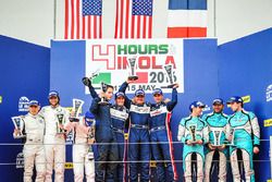 Podium: les vainqueurs LMP3 #2 United Autosports Ligier JSP3 - Nissan: Alex Brundle, Mike Guasch, Christian England, les deuxièmes #11 Eurointernational Ligier JSP3 - Nissan: Giorgio Mondini, Andrea Roda, Marco Jacoboni, les troisièmes #16 Panis Barthez Competition Ligier JSP3 - Nissan: Eric Debard, Valentin Moineault, Simon Gachet