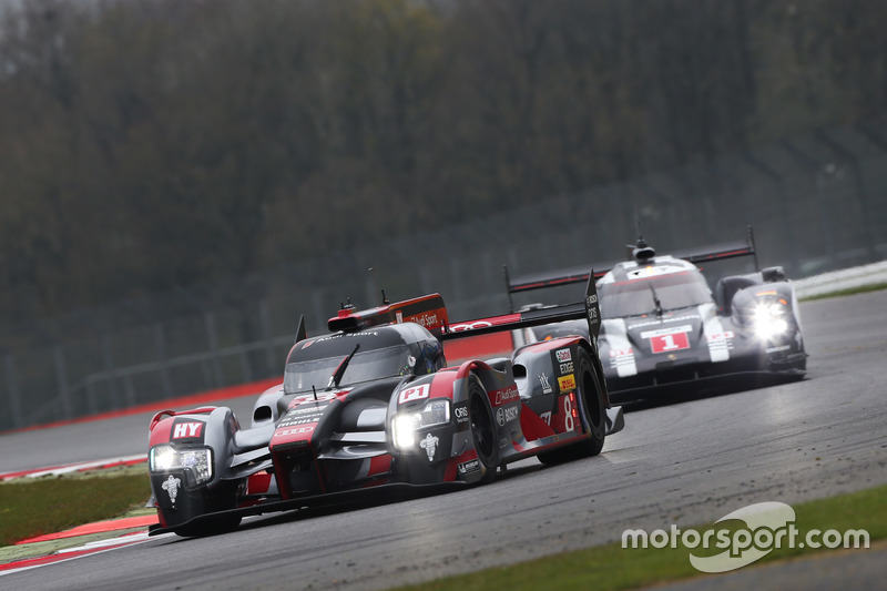 #8 Audi Sport Team Joest Audi R18 e-tron quattro: Лукас ди Грасси, Лоик Дюваль, Оливер Джарвис