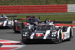 #1 Porsche Team Porsche 919 Hybrid: Timo Bernhard, Mark Webber, Brendon Hartley