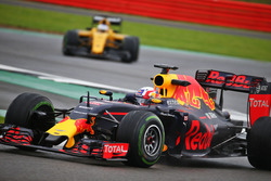 Pierre Gasly, Red Bull Racing RB12, Testfahrer