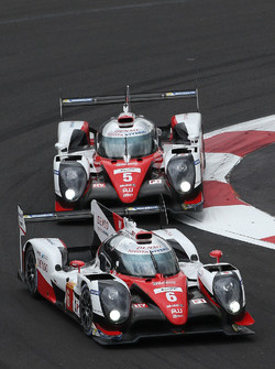 #6 Toyota Racing Toyota TS050 Hybrid: Stéphane Sarrazin, Mike Conway, Kamui Kobayashi, #5 Toyota Rac