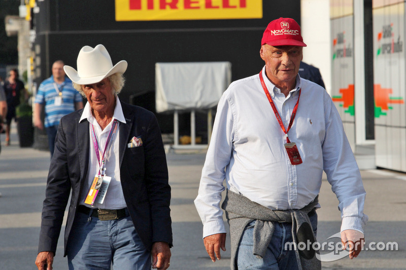 Arturo Merzario, ve Niki Lauda, Mercedes Fahri Başkanı