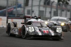 #1 Porsche Team Porsche 919 Hybrid: Timo Bernhard, Mark Webber, Brendon Hartley