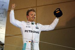 Race winner Nico Rosberg, Mercedes AMG F1 celebrates on the podium