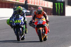 Valentino Rossi, Yamaha Factory Racing; Dani Pedrosa, Repsol Honda Team