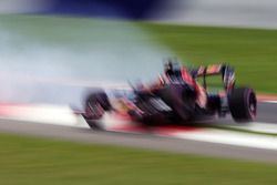 Daniil Kvyat, Scuderia Toro Rosso in trouble