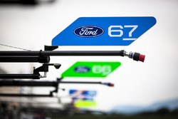 Señal de pits para el #67 Ford Chip Ganassi Racing Team UK Ford GT: Marino Franchitti, Andy Priaulx,