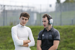 George Russell, HitechGP Dallara F312 Mercedes-Benz met Oliver Oakes