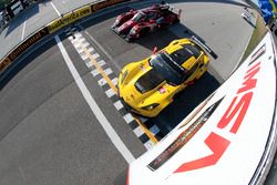 #4 Corvette Racing Chevrolet Corvette C7.R: Oliver Gavin, Tommy Milner