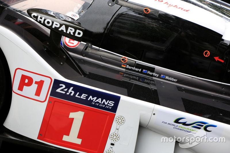 #1 Porsche Team Porsche 919 Hybrid