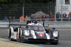 #1 Porsche Team Porsche 919 Hybrid: Timo Bernhard, Mark Webber, Brendon Hartley
