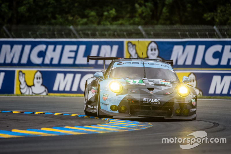 #77 Dempsey Proton Competition Porsche 911 RSR: Richard Lietz, Michael Christensen, Philipp Eng