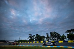 #1 Porsche Team Porsche 919 Hybrid: Timo Bernhard, Mark Webber, Brendon Hartley