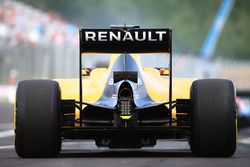 Esteban Ocon, Renault Sport F1 Team R16