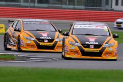 #52 Gordon Shedden, Halfords Yuasa Racing, Honda Civic Type R