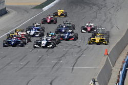 Départ : Kyle Kaiser, Juncos Racing mène