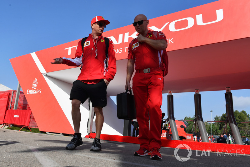 Kimi Raikkonen, Ferrari y su entrenador Mark Arnall