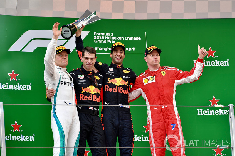 Race winner Daniel Ricciardo, Red Bull Racing, second place Valtteri Bottas, Mercedes-AMG F1, third place Kimi Raikkonen, Ferrari