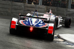 Хосе Мария Лопес, Dragon Racing, и Феликс Розенквист, Mahindra Racing