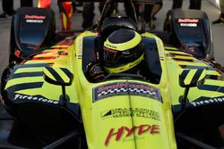 Polesitter Sébastien Bourdais, Dale Coyne Racing with Vasser-Sullivan Honda