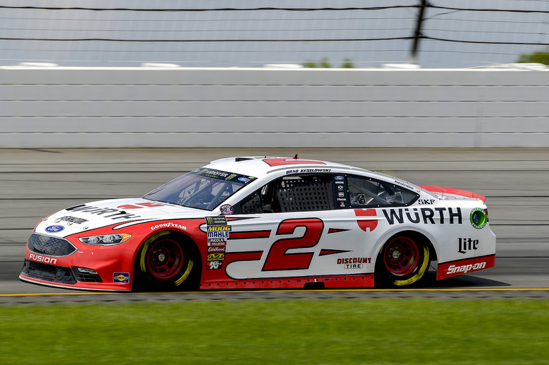 17. Brad Keselowski, Team Penske, Ford Fusion Wurth