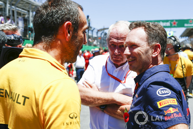 Cyril Abiteboul, Managing Director, Renault Sport F1 Team, Helmut Markko, Consultant, Red Bull Racing, Christian Horner, Team Principal, Red Bull Racing