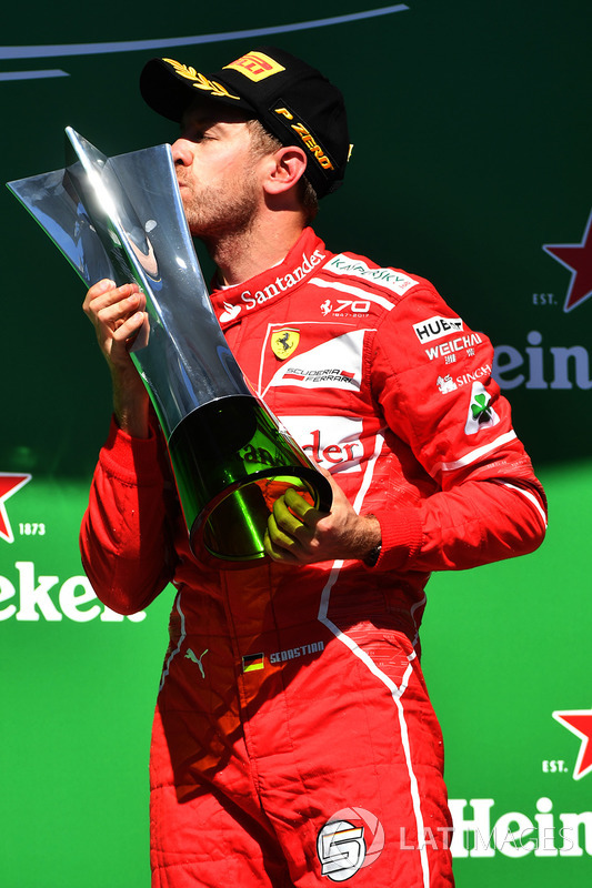 Podium: winner Sebastian Vettel, Ferrari