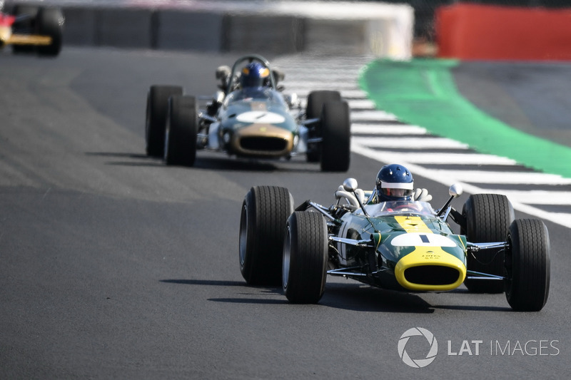 Une Lotus 43 à Silverstone lors de la parade du 70e anniversaire du circuit