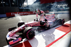 Alfonso Celis Jr., Sahara Force India F1 VJM10 après son crash