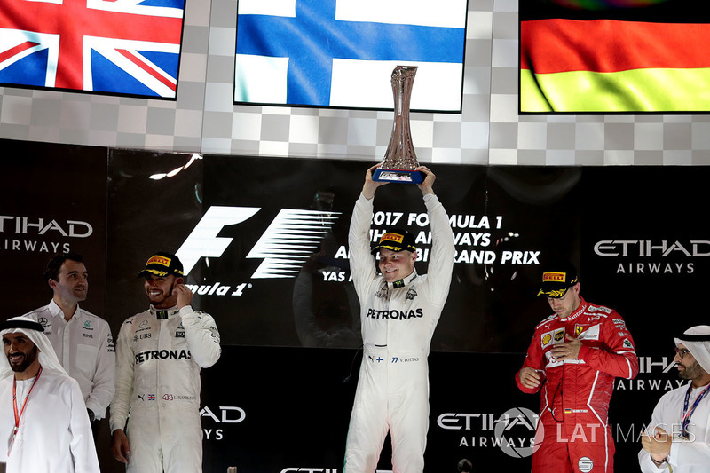 Podium: race winner Valtteri Bottas, Mercedes AMG F1, second place Lewis Hamilton, Mercedes AMG F1, 