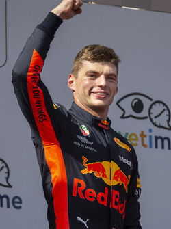 Max Verstappen, Red Bull Racing sur le podium