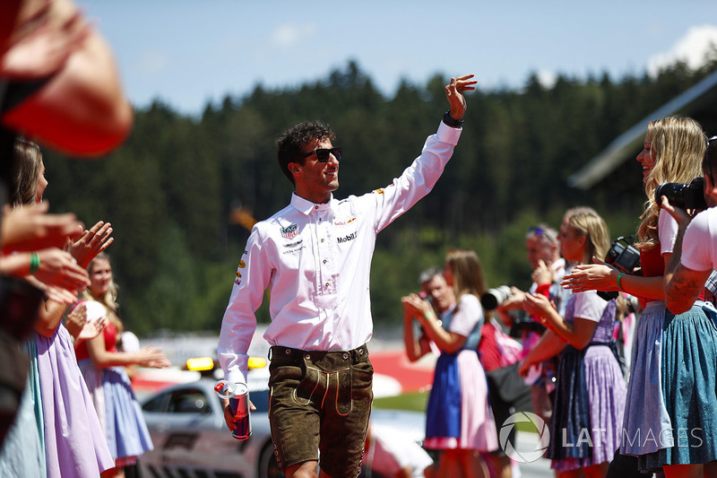 Daniel Ricciardo, Red Bull Racing, in the drivers parade