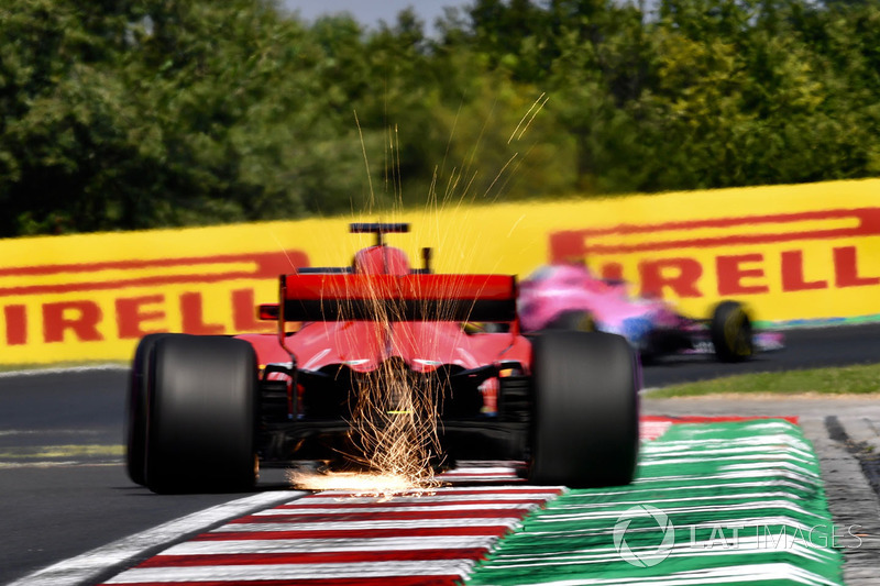 Sebastian Vettel, Ferrari SF71H sparks