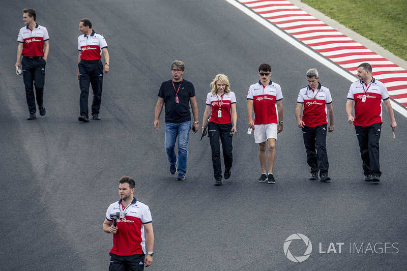 Charles Leclerc, Sauber walks the track