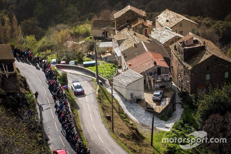 Thierry Neuville, Nicolas Gilsoul, Hyundai Motorsport Hyundai i20 Coupe WRC