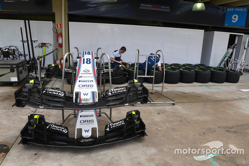 Williams FW40, naso e ala anteriore