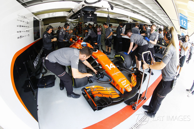 Fernando Alonso, McLaren MCL32