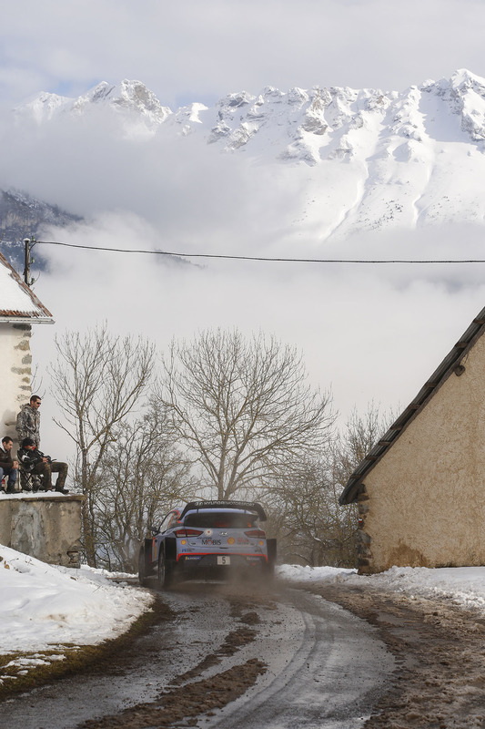 Thierry Neuville, Nicolas Gilsoul, Hyundai i20 WRC, Hyundai Motorsport