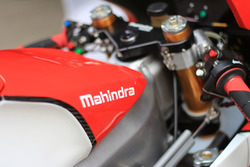 Mahindra MGP30 detail