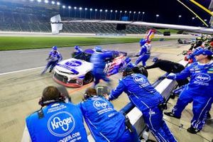 Ryan Preece, JTG Daugherty Racing, Chevrolet Camaro Kroger pit stop