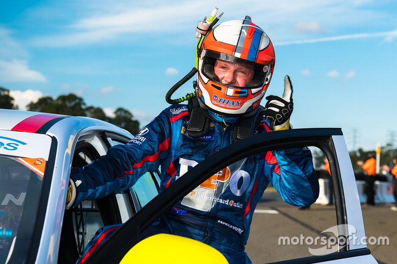 Race winner Will Brown, HMO Customer Racing