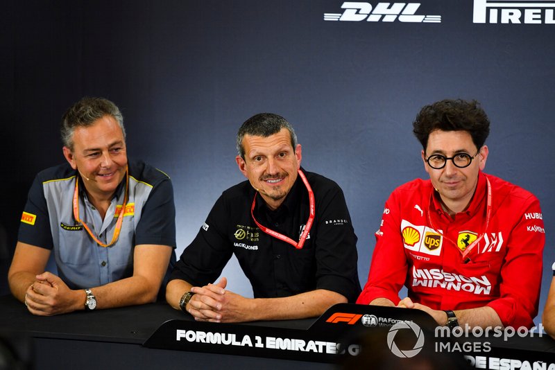 Mario Isola, Racing Manager, Pirelli Motorsport, Guenther Steiner, Team Principal, Haas F1, and Mattia Binotto, Team Principal Ferrari, in the team principals Press Conference
