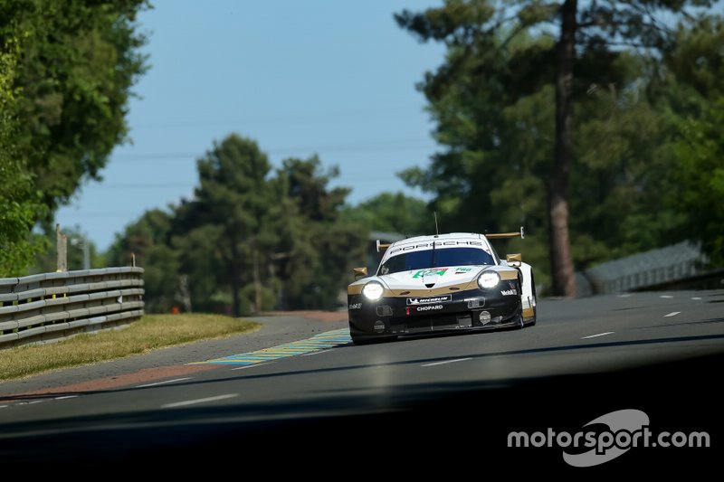 #92 Porsche GT Team Porsche 911 RSR: Michael Christensen, Kevin Estre, Laurens Vanthoor